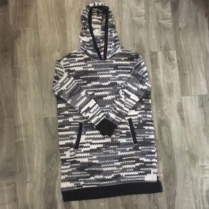 NWOT Aztec Hooded Fleece Poncho